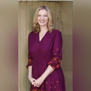 World Market – Embroidered Boho Fuchsia Long Sleeve Dress NWOT (S/M)